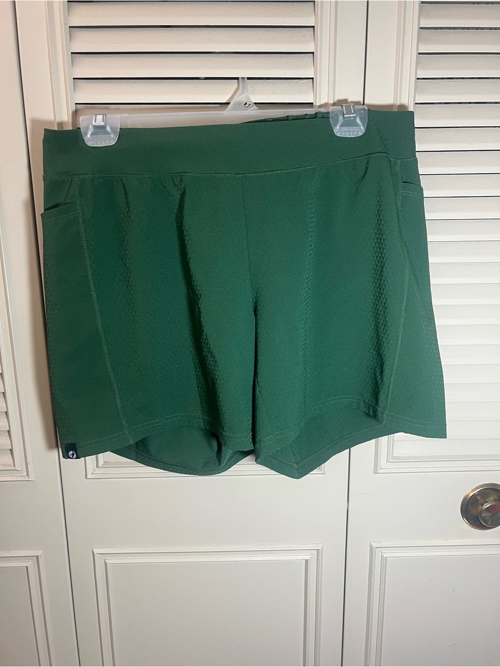 Oiselle 6 inch shorts
